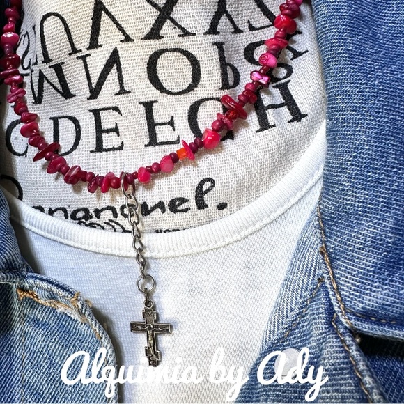 Silver cross beaded corals puka necklace - Picture 7 of 8